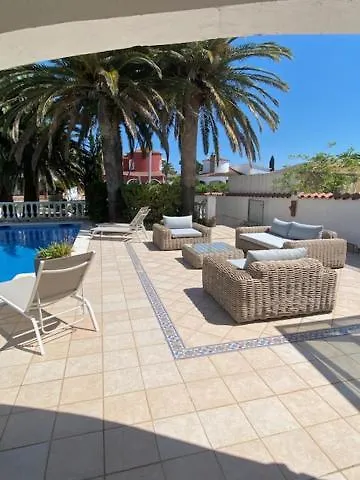 Cap Ras Villa Empuriabrava 0*,  Spain