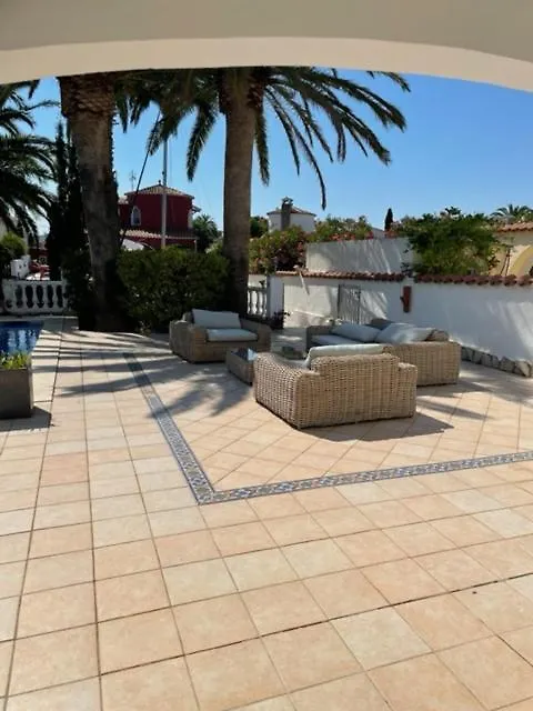 Cap Ras Villa Empuriabrava